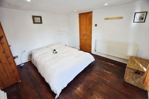 Bedroom- click for photo gallery